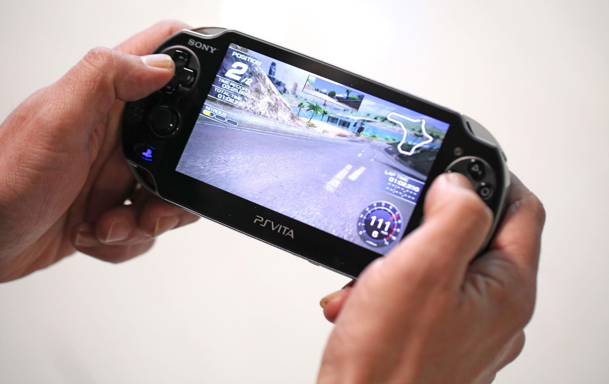 Sony Resmi Hentikan Produksi PlayStation Vita